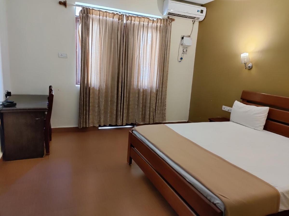 Casa De Cajino Inn Калангут Экстерьер фото